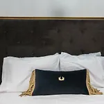 Gold Residences - Free Parking *