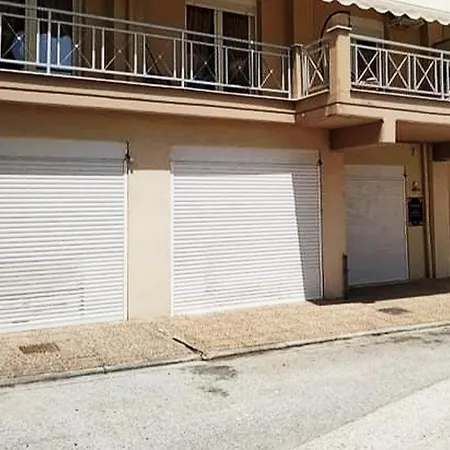 Apartment Gold Residences - Parking , Central Suites