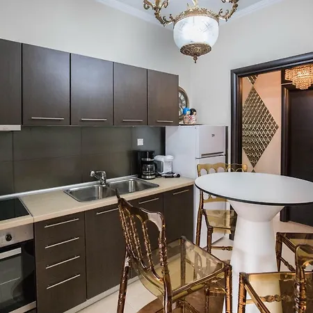 Apartment Gold Residences - Parking , Central Suites