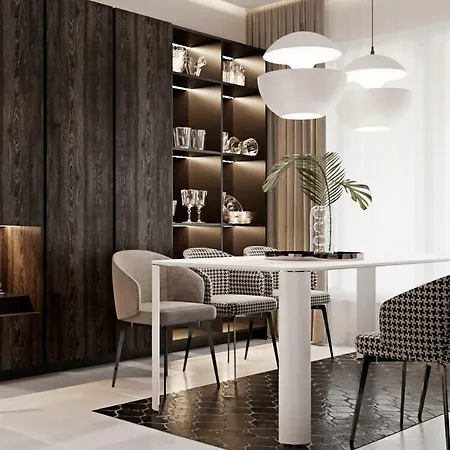 Gold Residences - Parking , Central Suites Apartment *